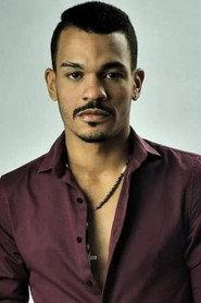Jose Cruz as Alonso in Del olor de las nubes 2025