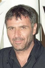 Nikos Sergianopoulos as  in Oyunbozan 2000