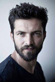 İlker Kızmaz as Selim in Saruhan 2015