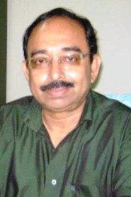 Raviraj as Rajasekhar in Thanga Pappa 1993