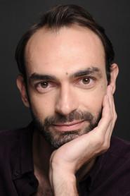 Fabien Houssaye as «Eux» in Meander 2021