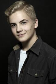 Oskar Sandven Lundevold as Jimmy in Burning 2014