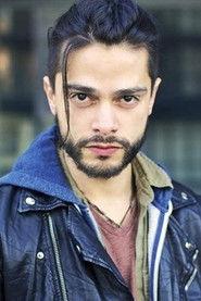 Víctor Ayala as Martin Vetter in Seventeen and Missing 2007