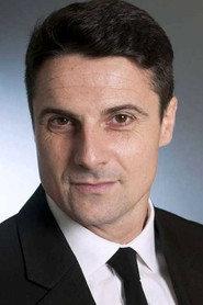 Stéphane Di Spirito as Narrator in One More Piton 2018