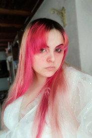 Corina Salvini as Epi in Vasito! — Illegal Lifeforms in Space 2025