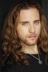 Sammy Elliott as Nathan in Lloyd 2001