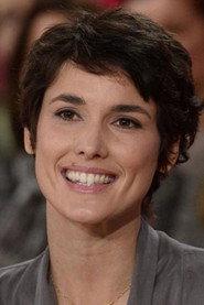 Églantine Éméyé as Anne Leprince in Meurtres à Bayeux 2024