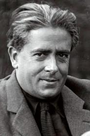 Francis Picabia as A man loading the cannon in Entr'acte 1924