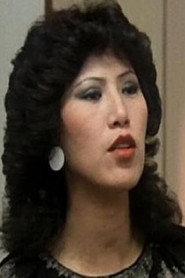 Leung Chau-Mei as Mamasan in Midnight Girls 1986