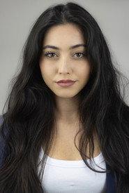 Amanda Iglesias as Najla in Encontrada 