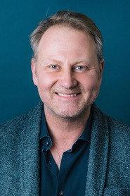 Dickon Tyrrell as Robert Shallow in The Merry Wives of Windsor - Live at Shakespeare's Globe 2019