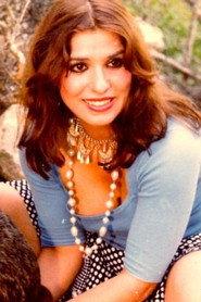 Mastaneh Jazayeri as Shohreh in Lollipop 1972