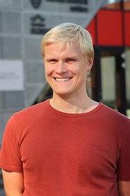 Mikkel Friis Vognæs as Voice On Set in Neurolink 2023