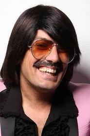 Thanos Kiousis as Tony in The Bachelor 2 2017