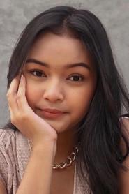 Allya Syakila as Emi in Ayat Ayat Adinda 2015