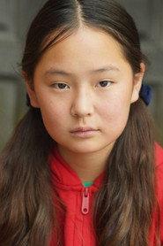 Gloria Ishikawa as Amaya in Robin and the Hoods 2024