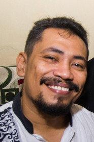 Danial Hidayatullah as Pak Suroto in Susah Bungah 2024