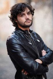 Erasmo Genzini as Francesco in Hotspot - Amore senza rete 2023