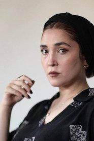 Madiheh Hosseini as Pari in Humaniforms 