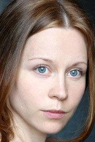 Olga Kalashnikova as Нюта, мама Игната in Over The City 2010