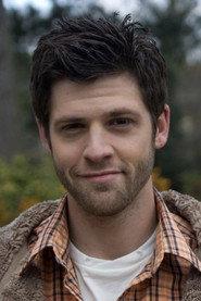 Oliver Park as Mitch in Buffering 2011