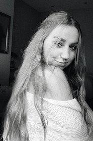 Lindy van Hillo as Freyja in When the Sky is Doubting 2022