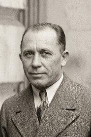 Charles Mack as  in Blue Blackbirds 1933