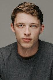 Taylor Bloom as Riley in Zero One 2019