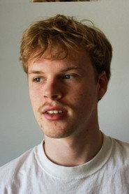 Oliver Walker as Richie Clark in Looking For Love 2025