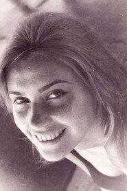Elizabeth Killian as Madre Laura in ¡Al diablo con este cura! 1967