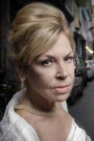 Roubini Vasilakopoulou as Kaiti in The Summer with Carmen 2023