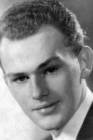 Robert Duke as Manlius in Pontius Pilate 1952