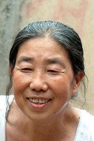 Lee Myeong-ja as Granny from the Towel Store in I Am Home 2019
