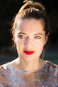 Amélie Bénady as Eve in Through the Fire 2018
