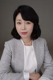 Choi Yo-woon as Customer in The Apartment with Two Women 2022