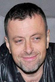 Tymon Tymański as Self in The World's Dumbest Record 2025