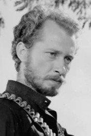 Grigoris Evangelatos as Mixalis in Panic 1969