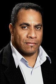 JR Laveta as Davo in Mate 2022