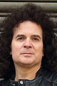 Vinnie Moore as Self in UFO | Showtime 2005