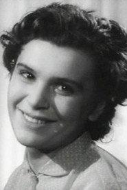 Galina Samokhina as Maria Prokopievna in Until the Thunder Strikes 1991
