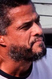 Jonas as amigo do Ramires in To whom it may concern, This inverted life 2024