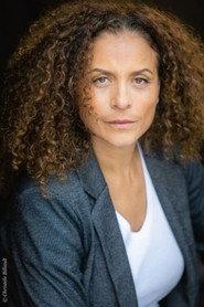 Géraldine Asselin as Mirande in Une vie en l'air 2004
