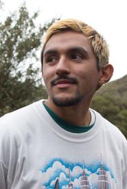 Oliver Zambrano Vegas as Guardián in Buncer 2019