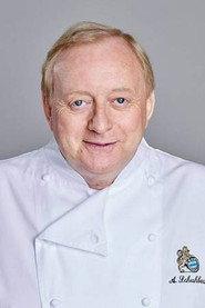 Alfons Schuhbeck as Alfons Schuhbeck in Sophie kocht 2015