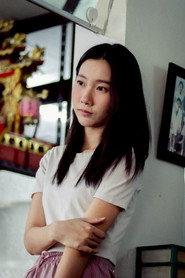 Sasitrikul Limakul as Mom (voice) in Querencia 2025
