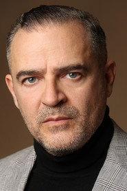 Patu Fernández as Raimundo in Boboda 2024