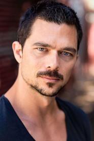 Luke Arnold as Jim 'Tangles' Williams in The Tunnel 2011
