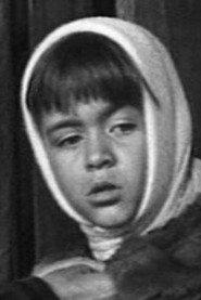 Anna Zolotaryova as Vera in Polar Fox Napoleon III 1979