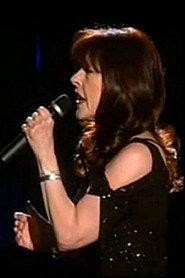 Linda Press as Herself in Neil Diamond: Greatest Hits Live 1988