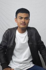 Fikri Haikal as Reno in Di Balik Matamu 2025